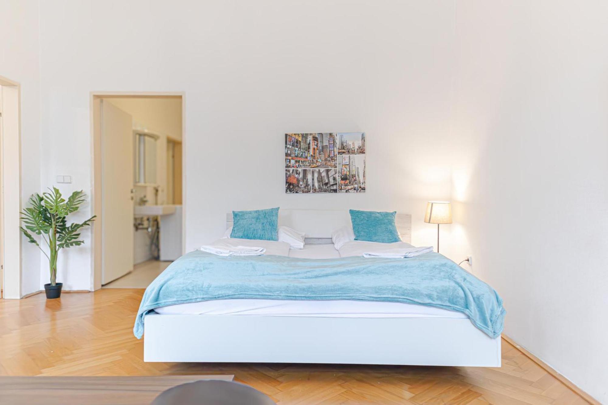 Amazing 2br Stay, Wiener Stadthalle Appartamento