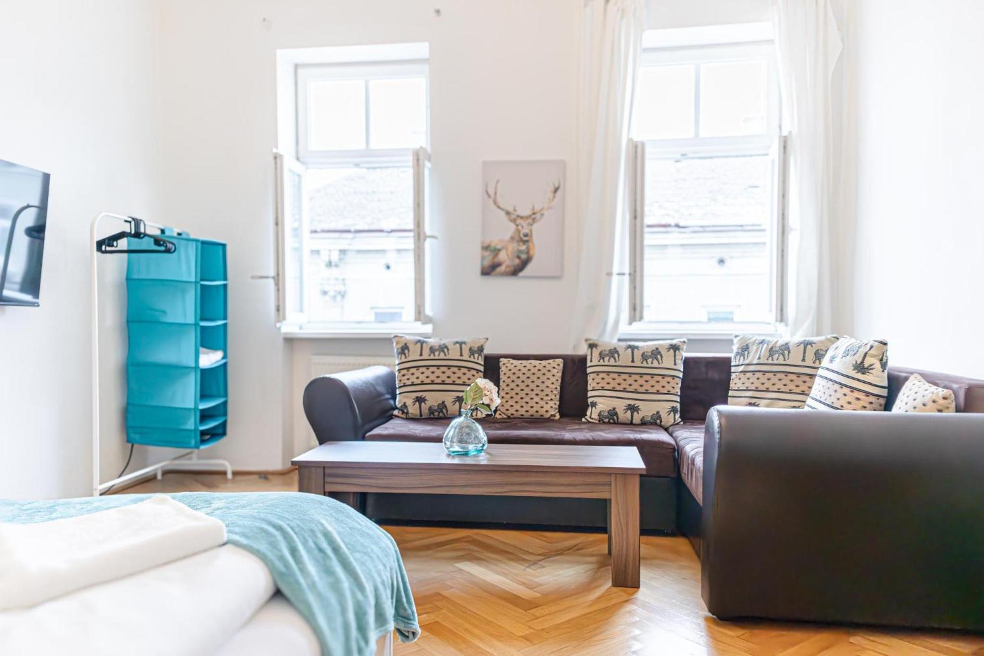 Amazing 2br Stay, Wiener Stadthalle Appartamento Vienna